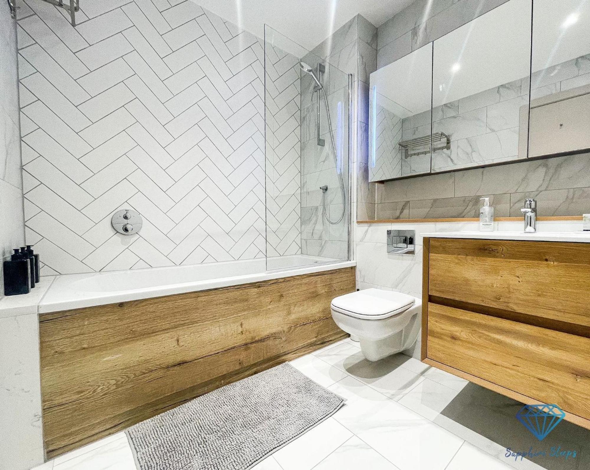 M1 City Centre 3 Bed 3 Bath Luxe Penthouse Manchester Exterior foto